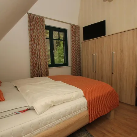 Seehund Haus - Terrasse, Garten, Sauna بيت للعطل Klein Gelm